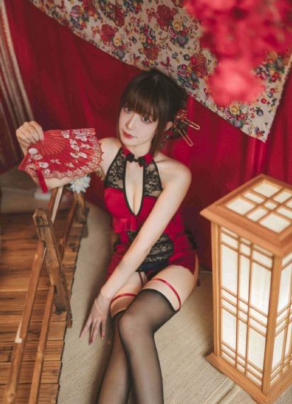国内大量揄拍人妻精品