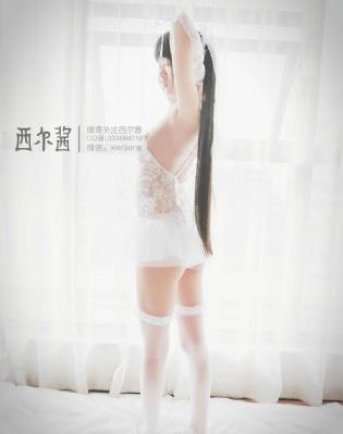 黑色双开叉真丝旗袍中国有限公司