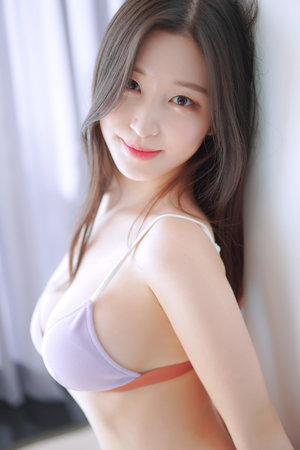 女子的逼被插视频