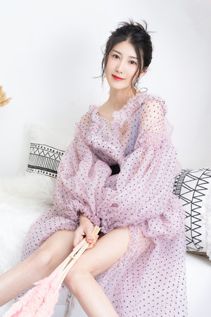 华裔少女被黑人打