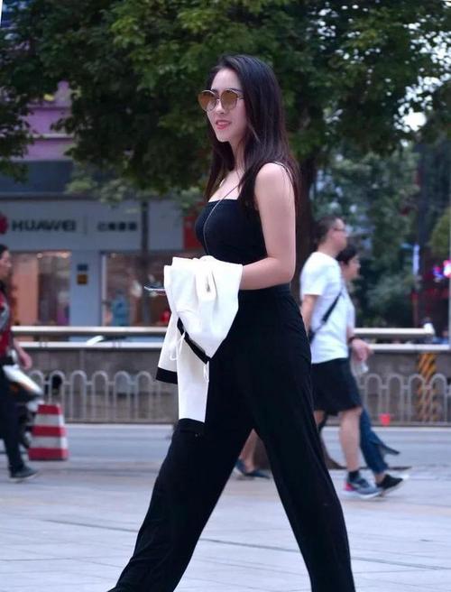 乖,别穿内衣,我想吃胸