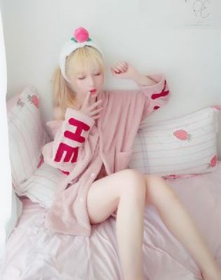 妈妈去做头发了
