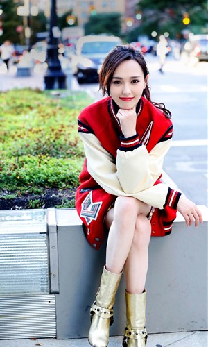 饿了就吃大香肠好吗